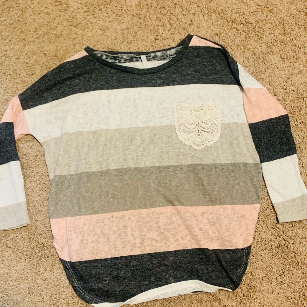 Striped top - Picture 2 of 2